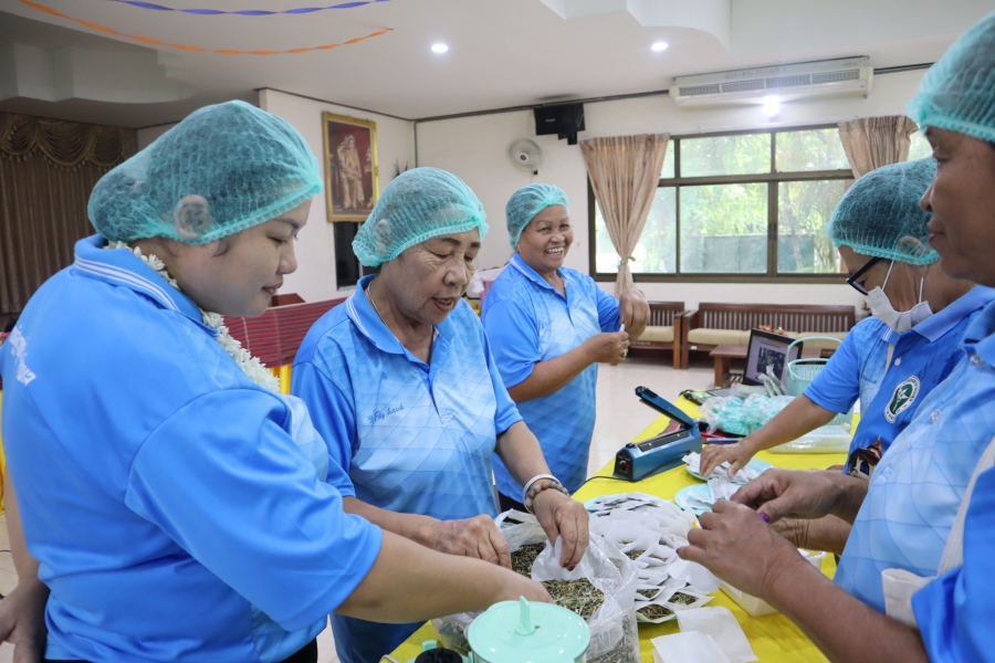 โครงการส่งเสริมคุณภาพชีวิตและพัฒนาระบบดูแลสุขภาพผู้สูงอายุ ประจำปี2566  &quot;โรงเรียนผู้สูงอายุตำบลหนองกินเพลรุ่นที่ 5&quot;